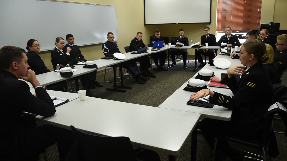 Notre Dame Naval Reserve Officers Training Corps' Naval Leadership Weekend