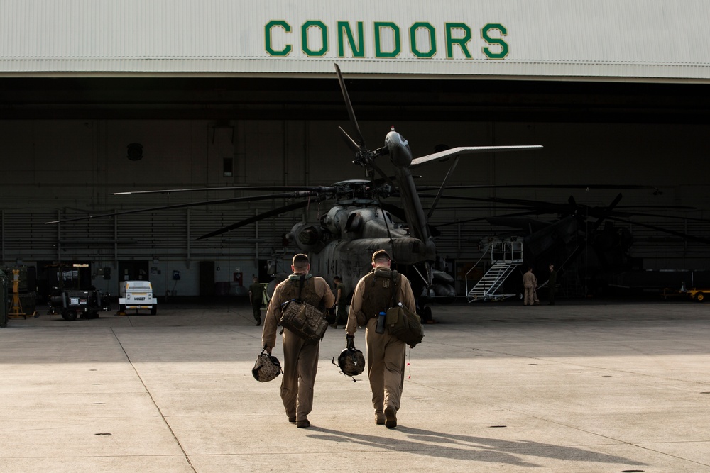 HMH-464 Air Delivered Ground Refueling Support
