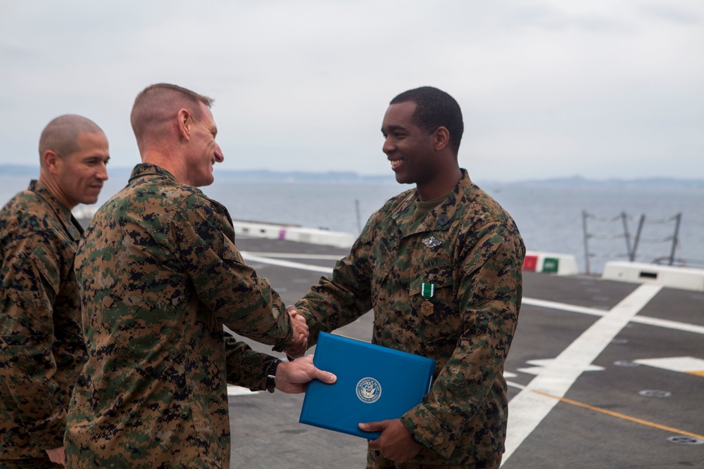 Sailor receives an award