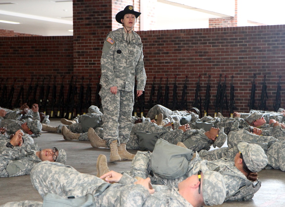 Drill sergeants demonstrate training excellence