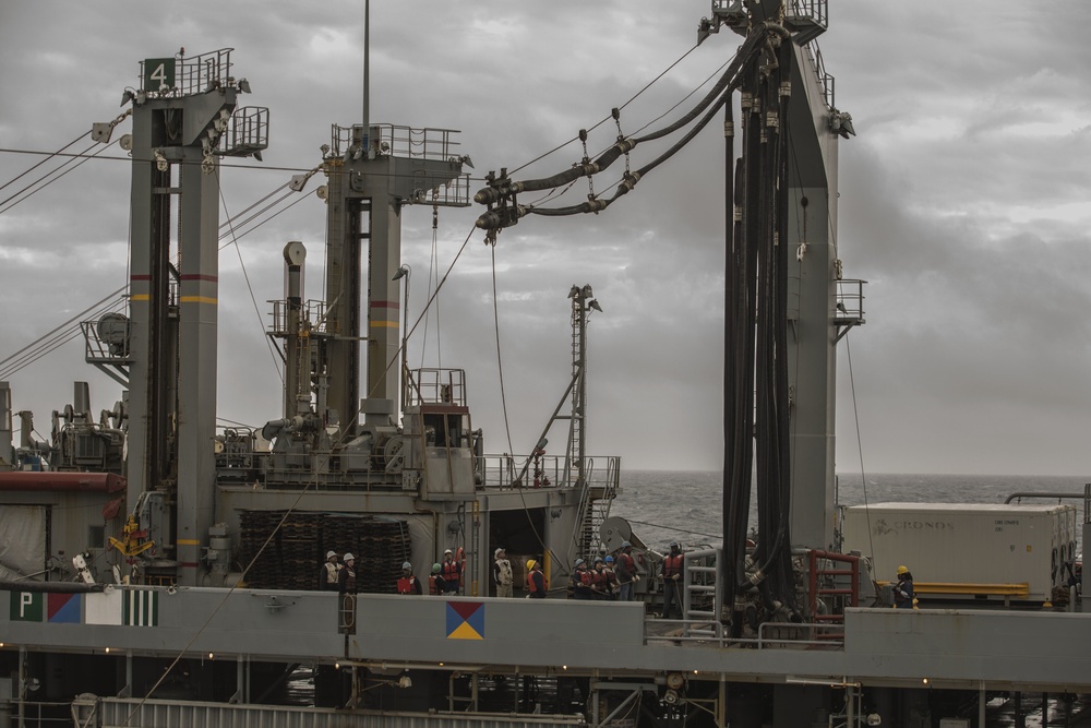 USS Arlington (LPD-24) refuels in the Atlantic Ocean