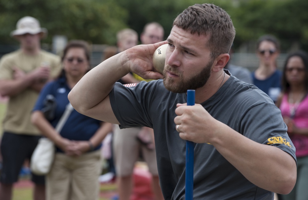 US Navy, Coast Guard Wounded Warrior competitors compete for Team Navy position