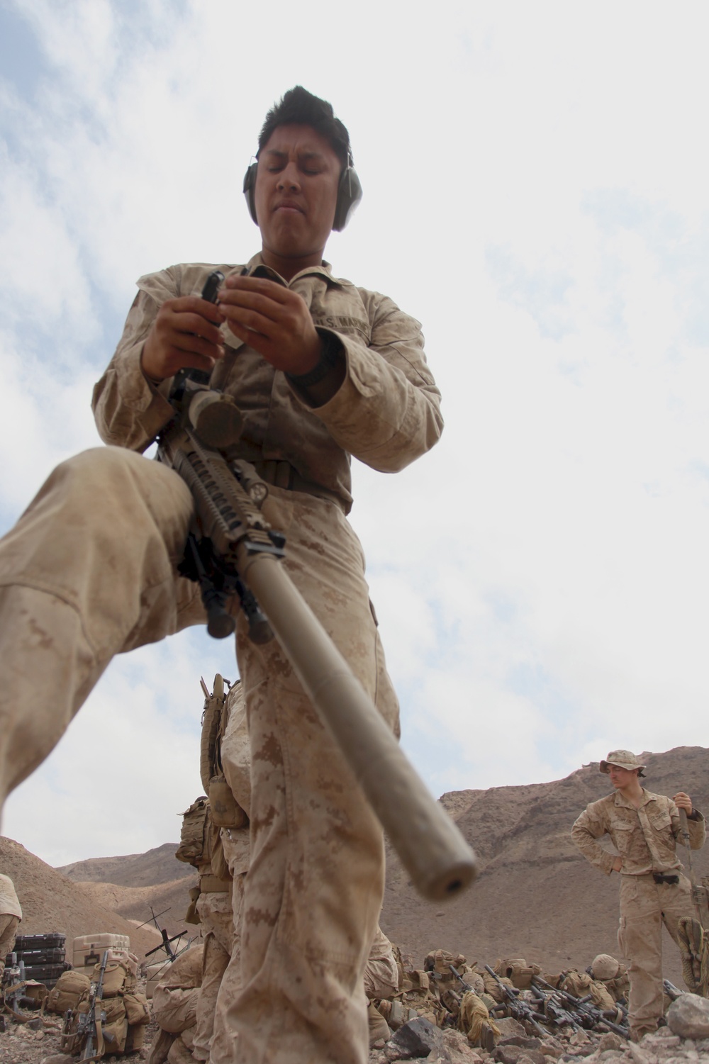 LE Det, Scout Snipers train in Djibouti
