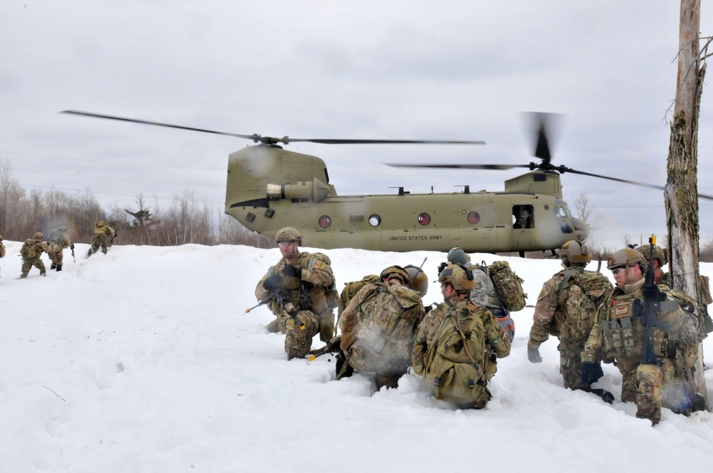 New York Army and Air National Guard train together at Fort Drum
