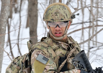 New York Army Guard aviators train with Air Guard close air controllers at Fort Drum