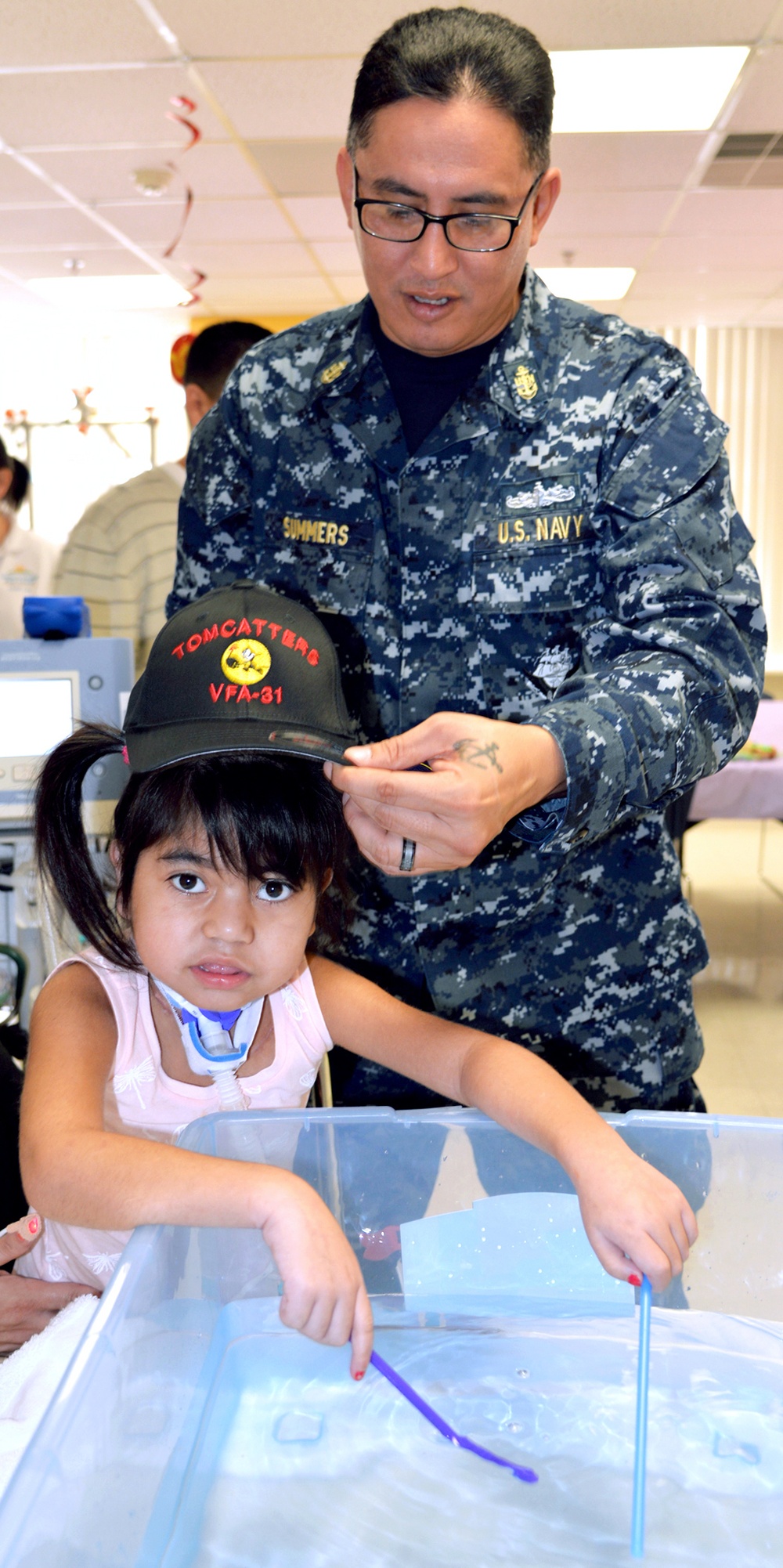 San Antonio Sailors navigate into the hearts of children