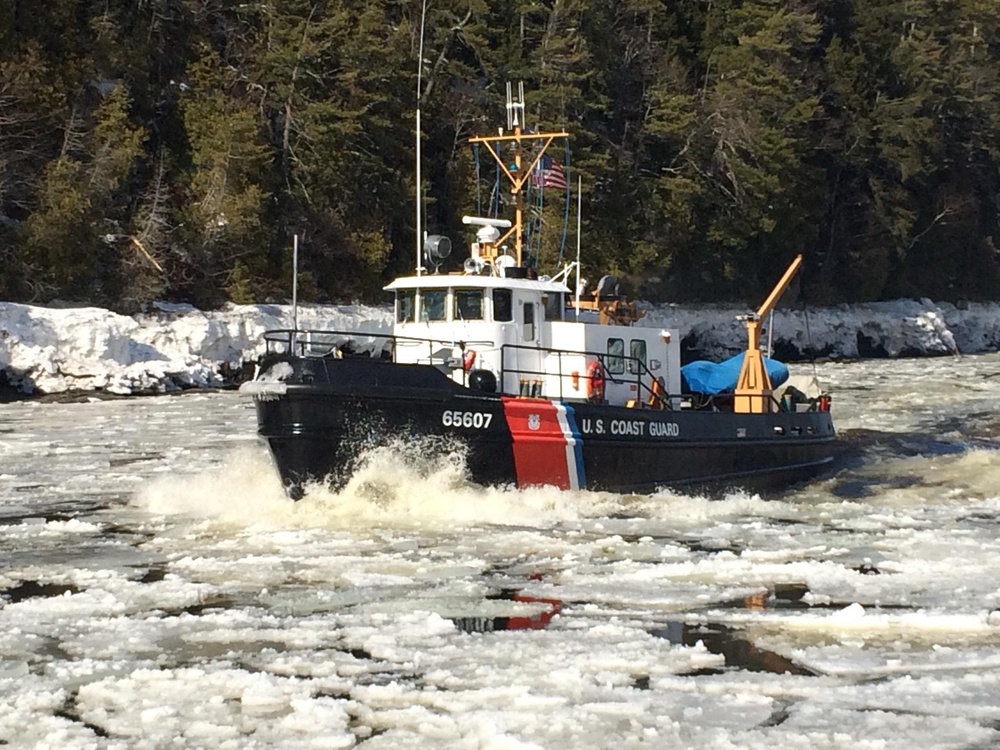Coast Guard Cutter Bridle breaks ice on Penobscot River for OPRENEW