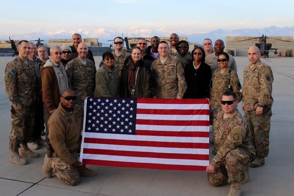 Airman treated to Army choppers on re-enlistment