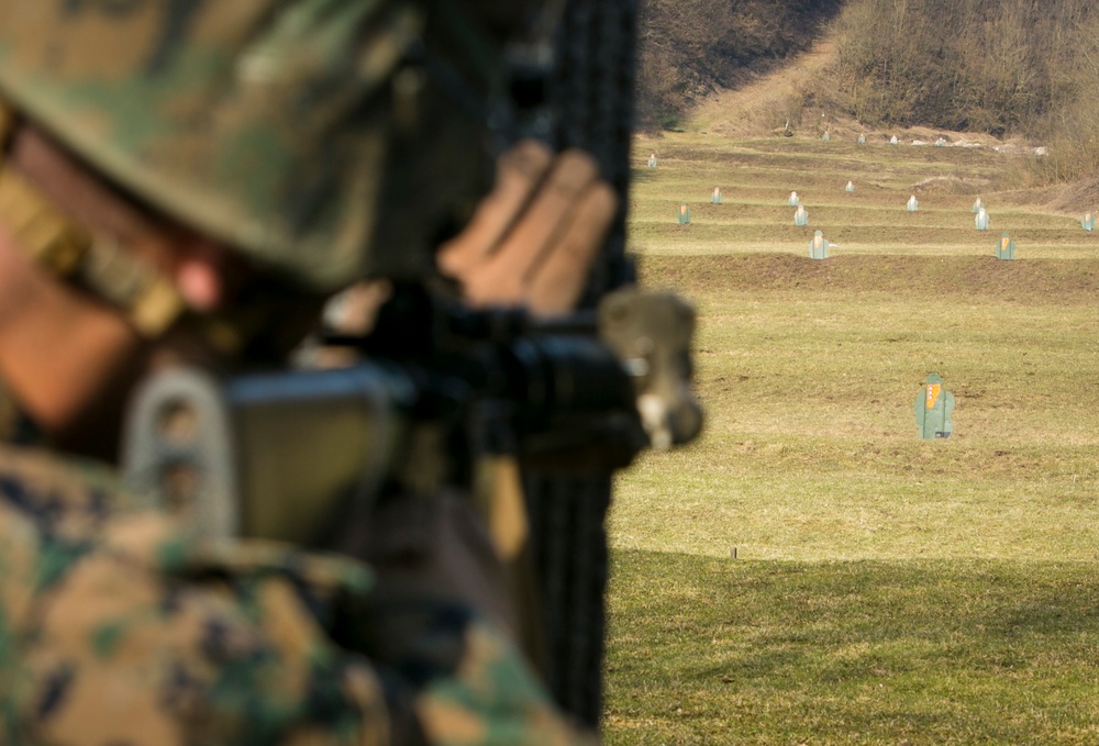 Cutting Edge: U.S. Marines, Army Special Forces prepare for Crisis Scenarios