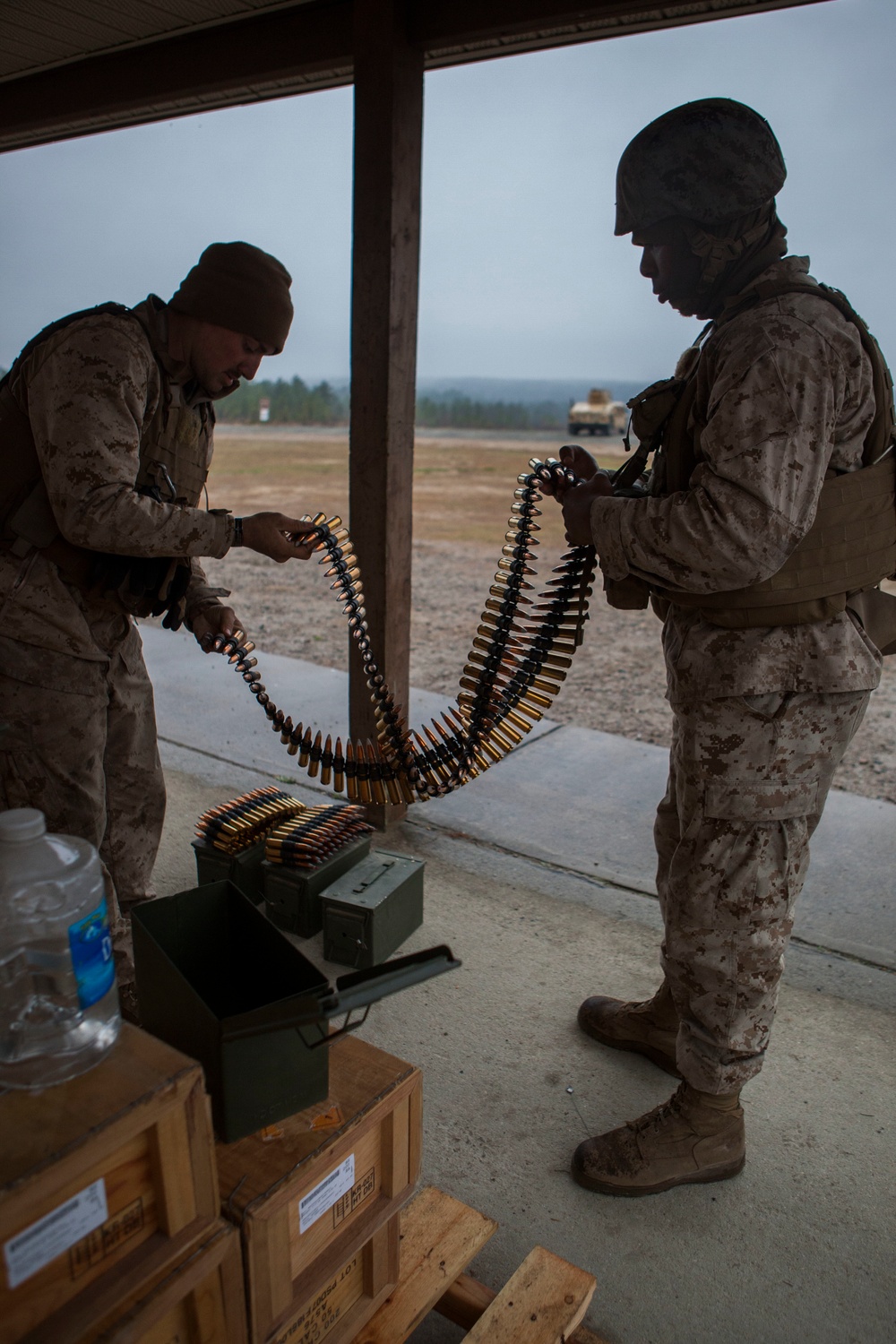 2D Transportation Support Battalion Marines practice machine gun proficiency