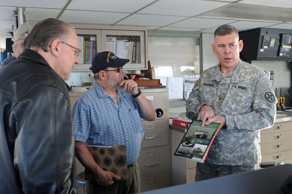 Veteran Amphibious Watercraft crew members and former 96th Inf. Div. Soldier visit 364th ESC watercraft unit