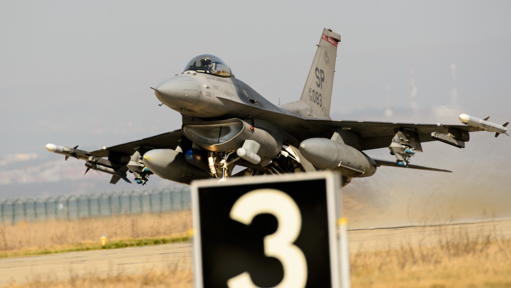 USAFE, Romanian Airmen kick off Dacian Warhawk