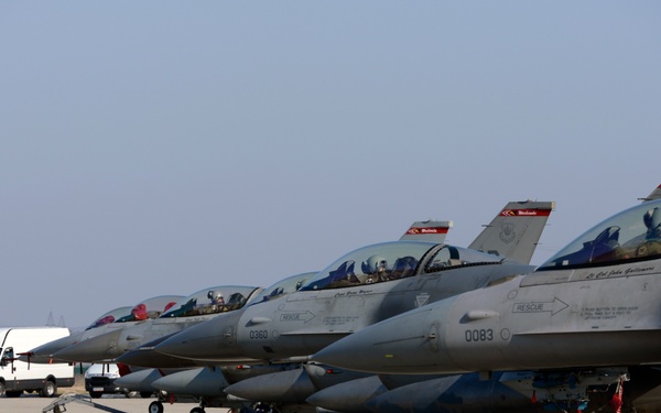 USAFE, Romanian Airmen kick off Dacian Warhawk