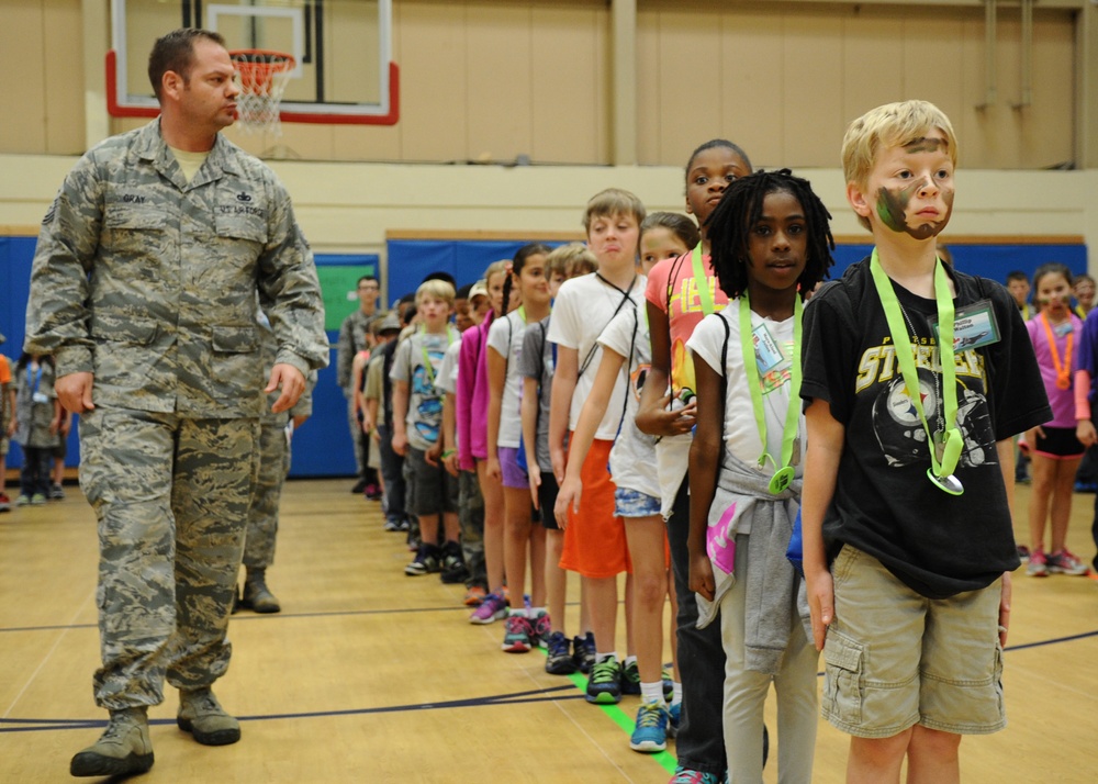 Jr. Raptor brings deployment to children