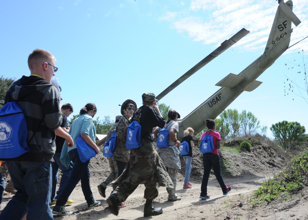 Jr. Raptor brings deployment to children