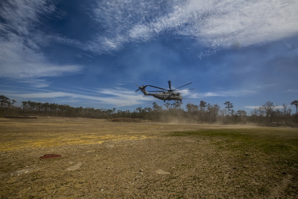 Netherlands Marines conduct fast rope exercise