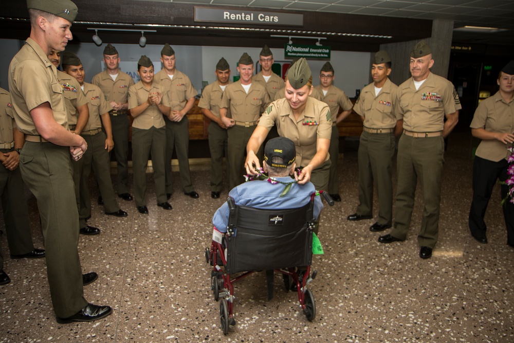 Marines greet WWII vet