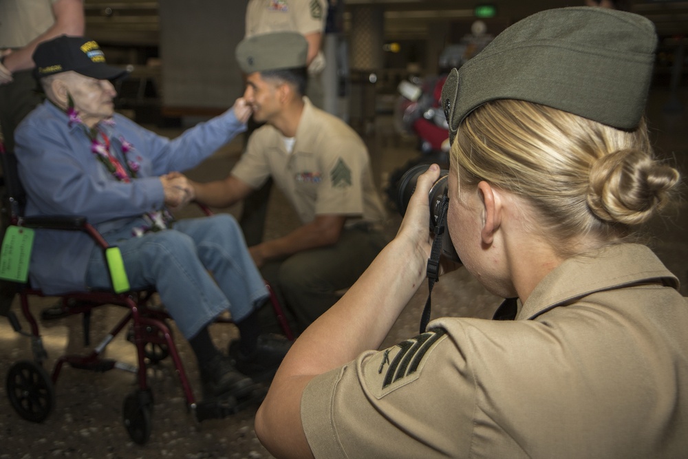 Marines greet WWII vet