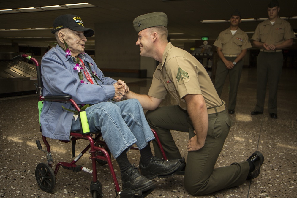 Marines greet WWII vet