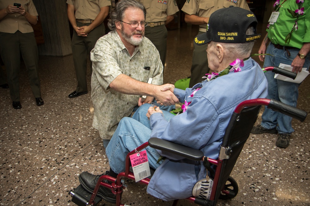 Marines greet WWII vet