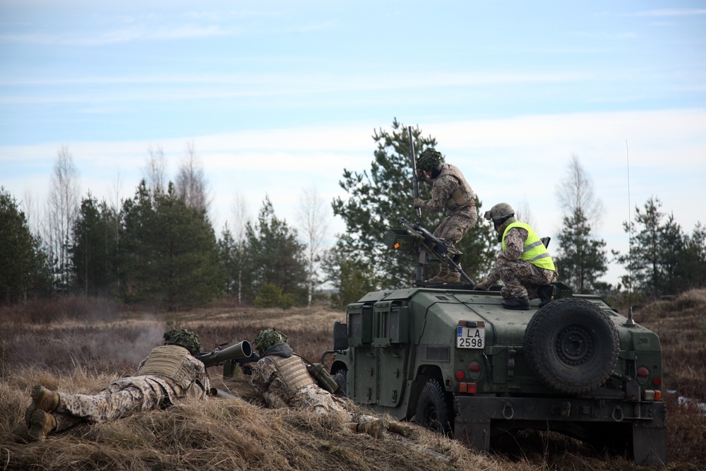 2 CR conducts live fire with Latvians