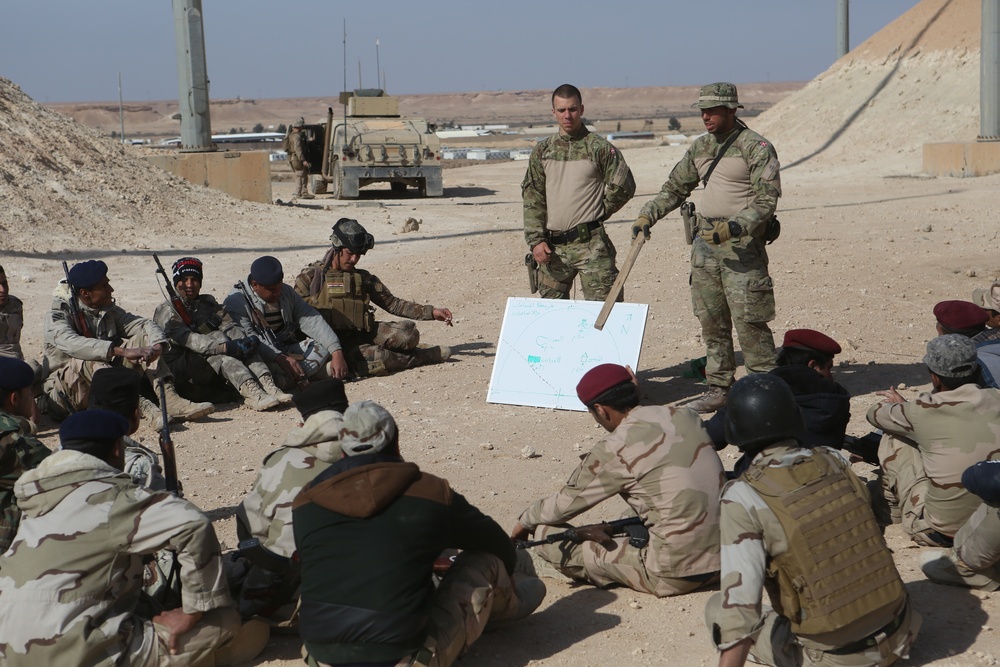 Danish Anti-ISIL coalition members train Iraqi Security Forces in critical