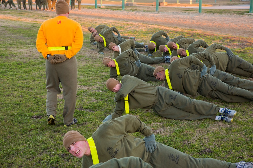 Parris Island recruits train for Marine Corps’ high fitness standards