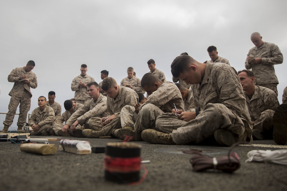 Marines learn enemy tactics they may face while deployed