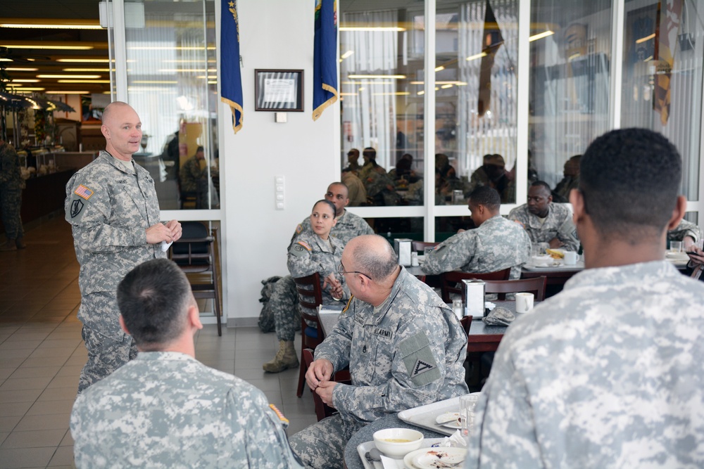 USAREUR G6 visits training JMTC training sites, meets with signal Soldiers
