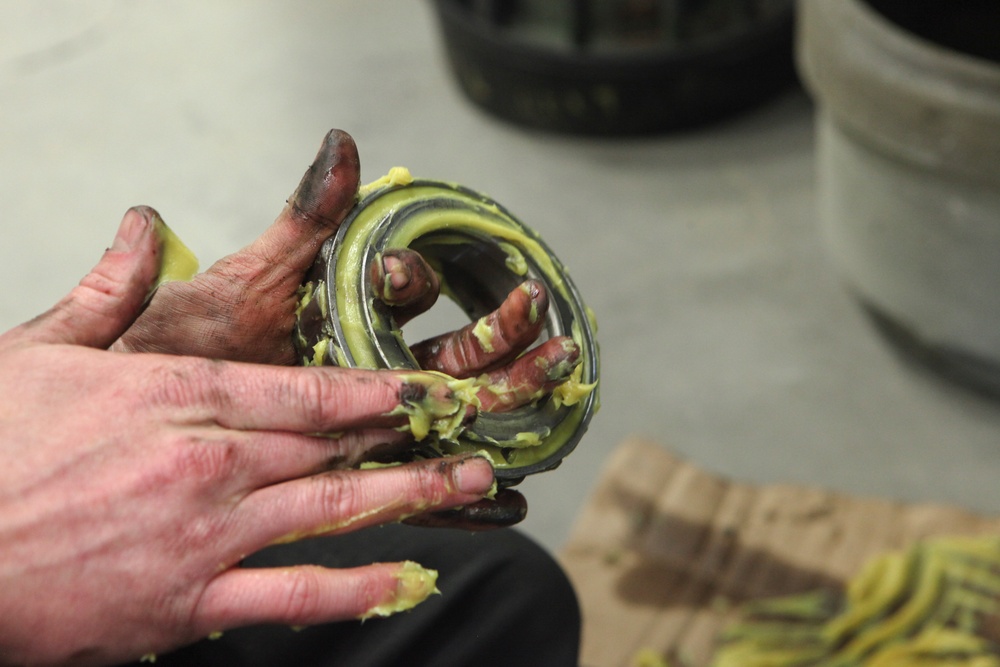 Mechanics keep the Marine Corps rolling