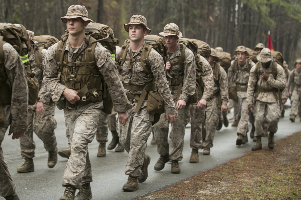 2/2 Marines hike for readiness