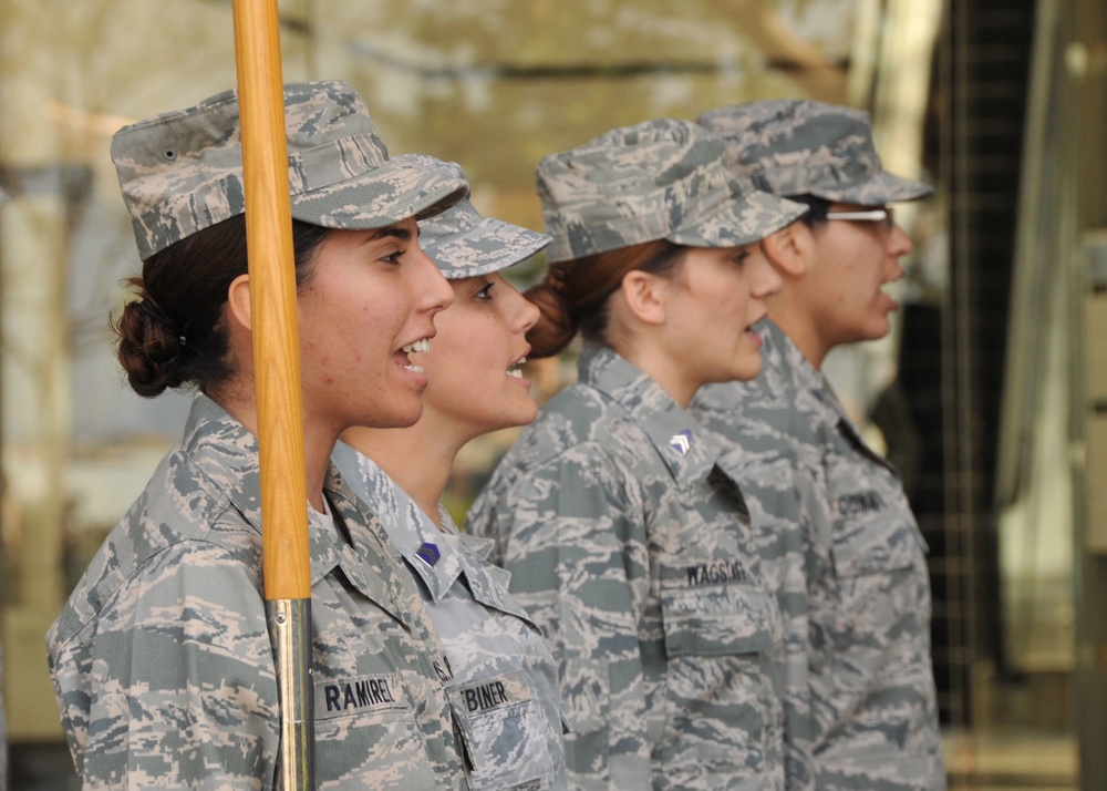 Senior NCOs from Los Angeles Air Force Base instruct Loyola Marymount ROTC cadets