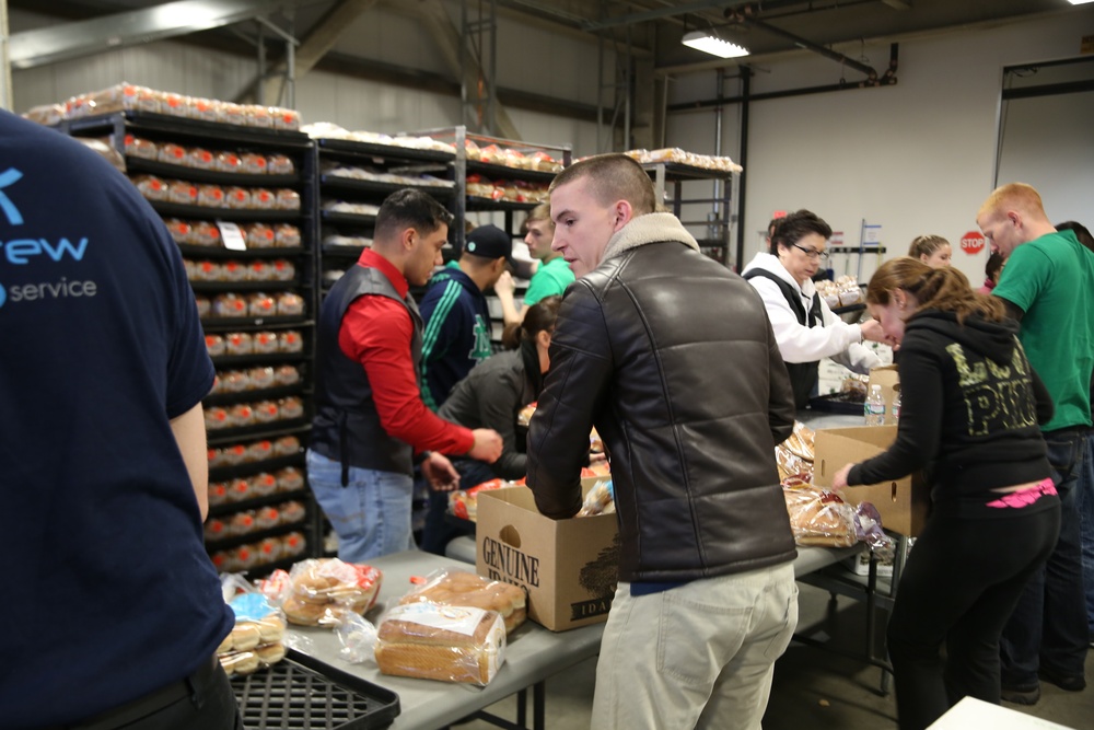 Marines Volunteer at Greater Boston Food Bank