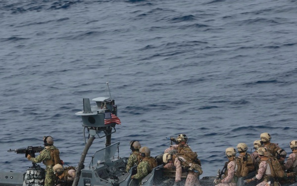 15th MEU MRF conducts VBSS during COMPTUEX