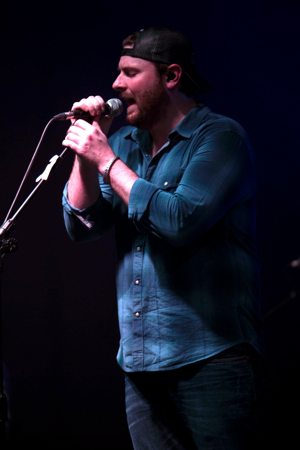 Chris Young brings American country to Korea