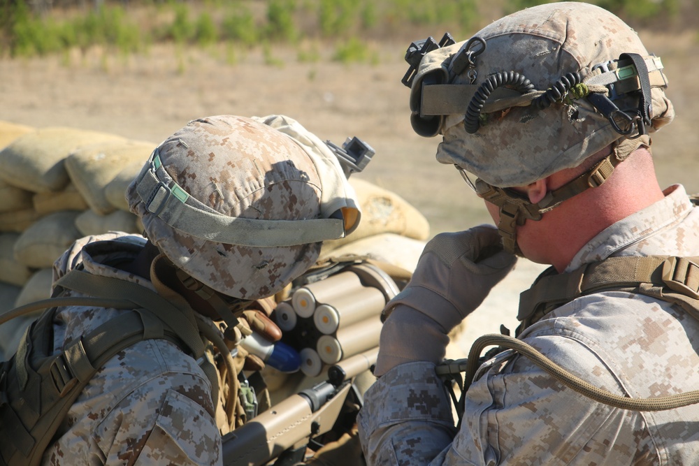 1/6 Marines complete grenadier qualification