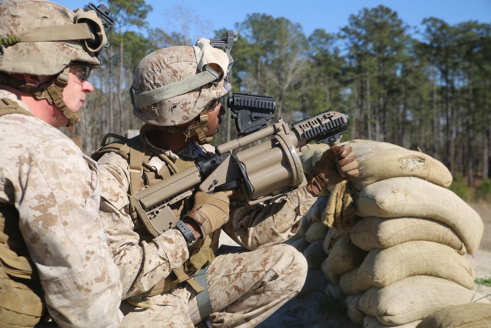 1/6 Marines complete grenadier qualification