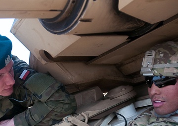 Polish and 3ID Soldiers build camaraderie