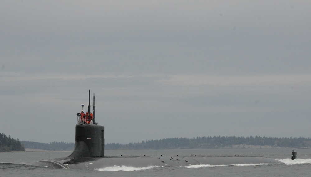 USS Jimmy Carter returns to home port