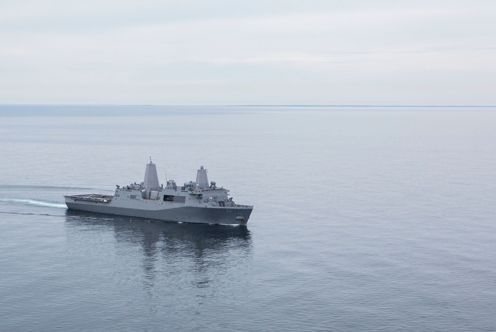 USS Arlington conducts flight operations in the Atlantic Ocean