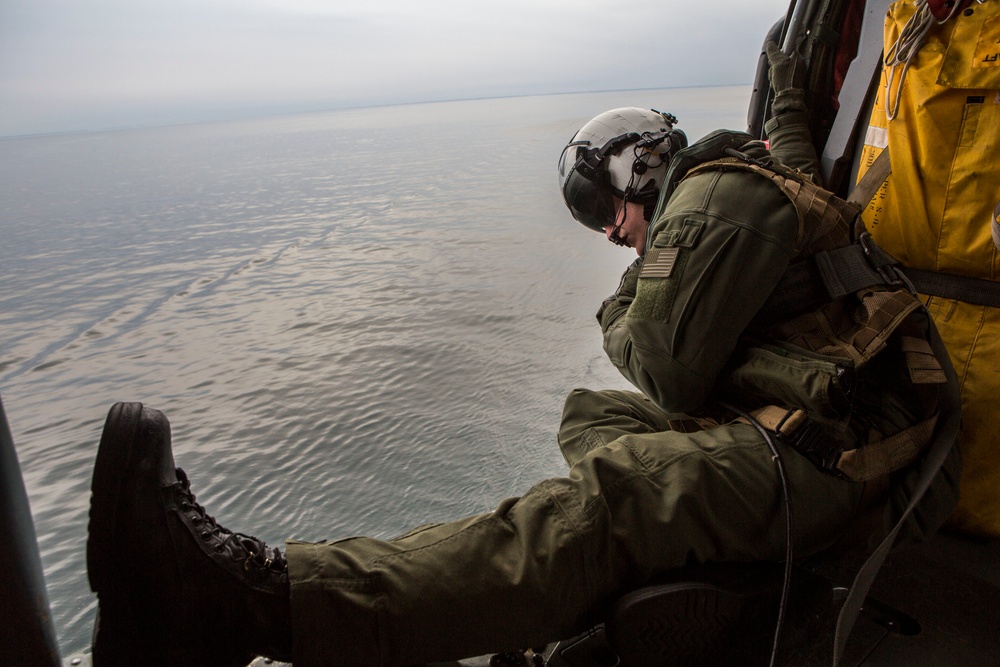 USS Arlington conducts flight operations in the Atlantic Ocean