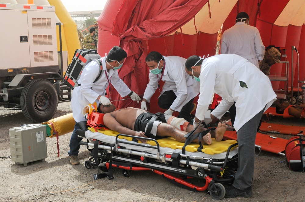 Simulated chemical warhead and mass casualty exercise at Eagle Resolve 2015