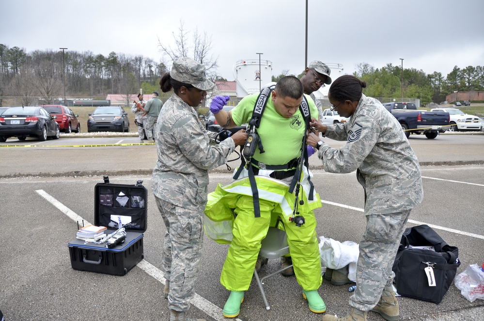 CAMR Course provides valuable training for 117 ARW