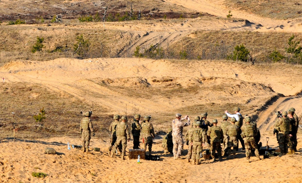 Latvian ambassador visits 2nd CR