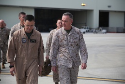 Commandant of the Marine Corps visits MCAS Iwakuni
