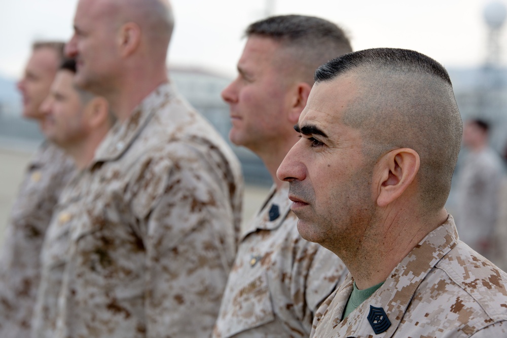 Commandant of the Marine Corps visits MCAS Iwakuni