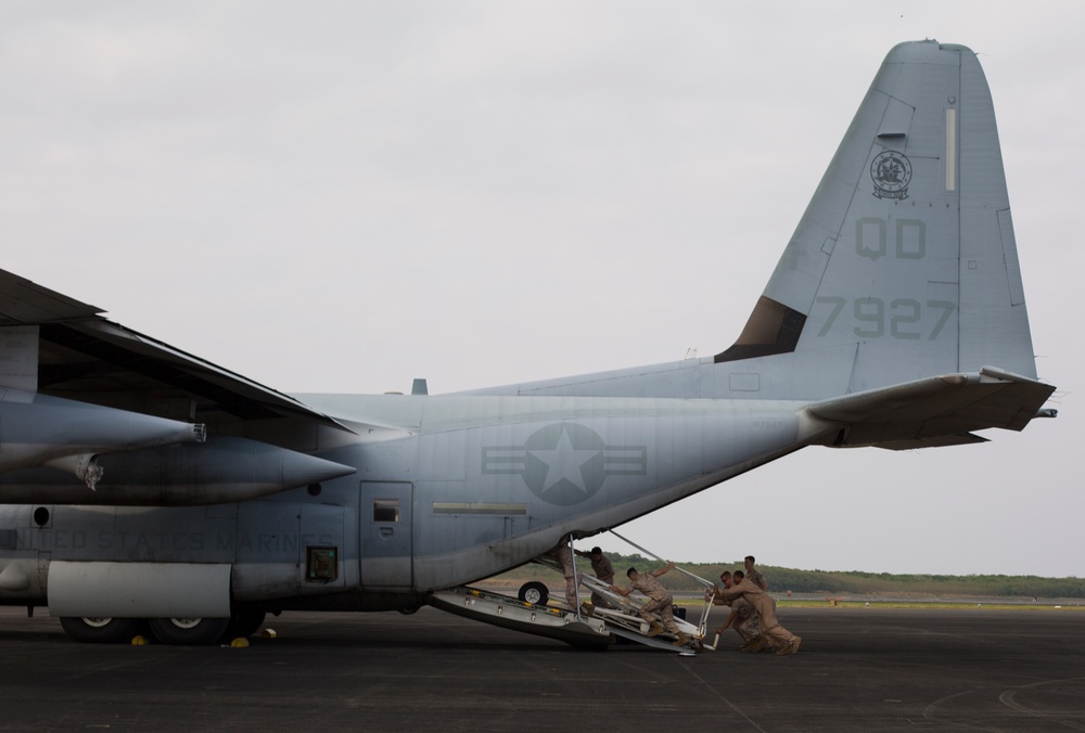 VMGR-152 supports Reunion of Honor in Iwo To