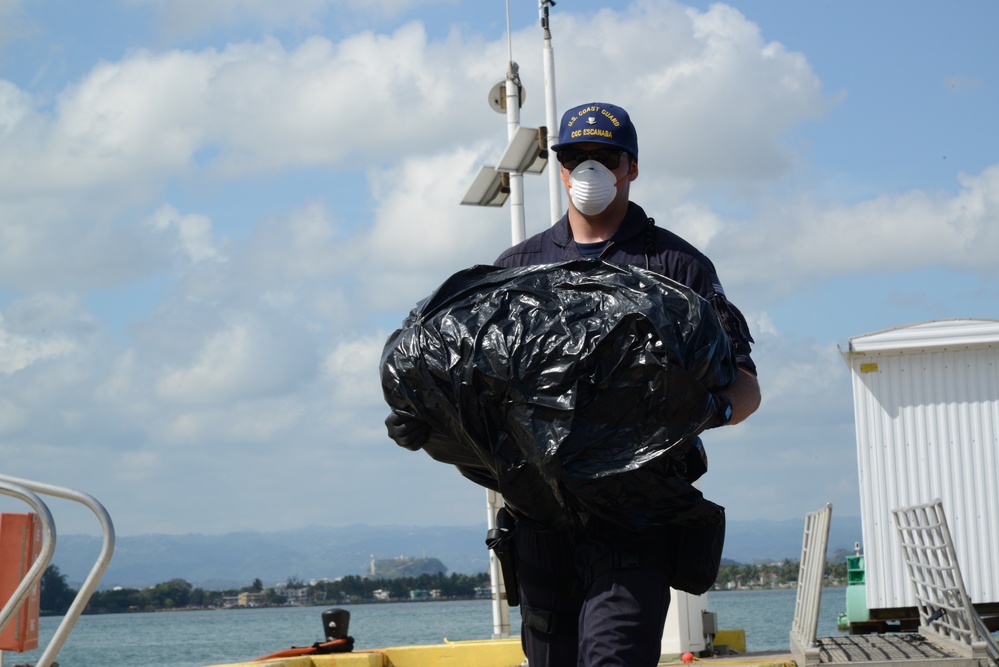 Coast Guard apprehends 3 Dominican smugglers, seizes $16 million dollar cocaine shipment off Puerto Rico