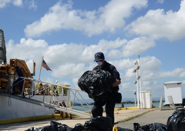Coast Guard Cutter Tahoma apprehends 3 Dominican smugglers, seizes $16 million dollar cocaine shipment off Puerto Rico