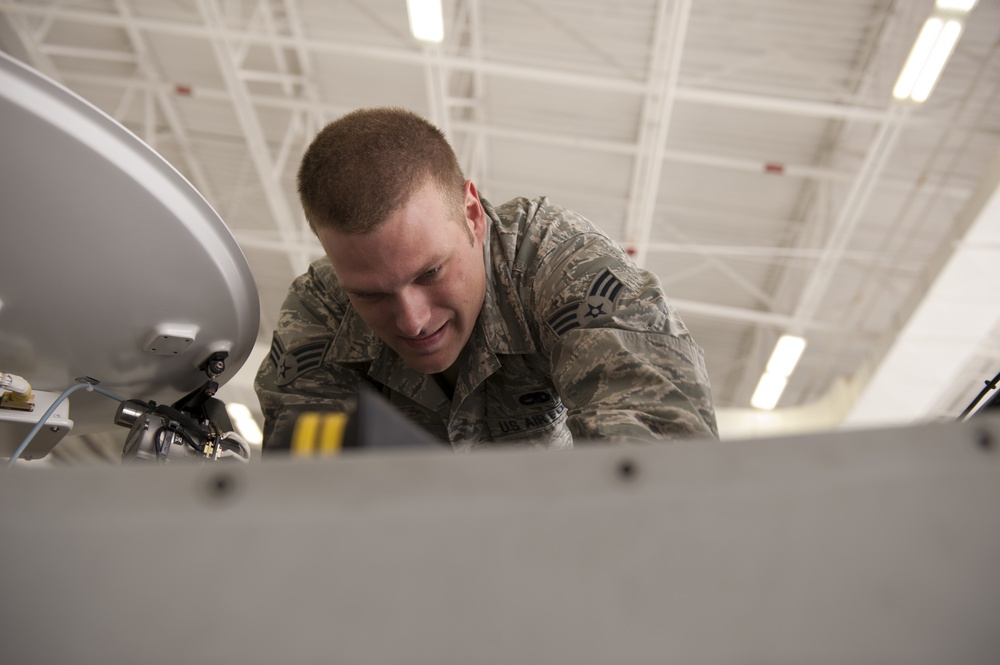 A Day in the life of Maintenance: 49th AMXS Avionics